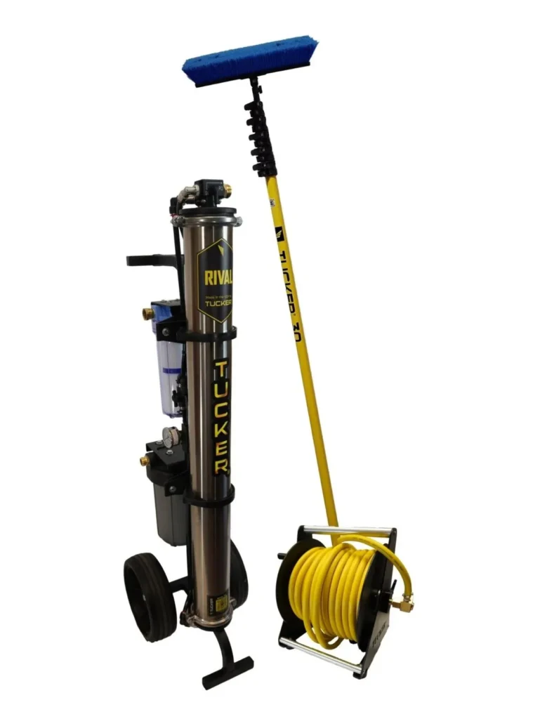 Water-Fed Pole System
